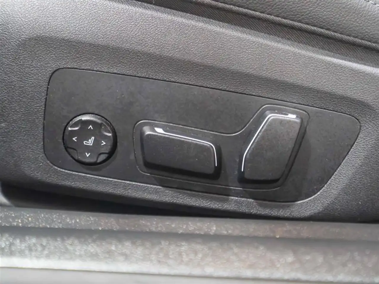 BMW 4 Series - Image 11