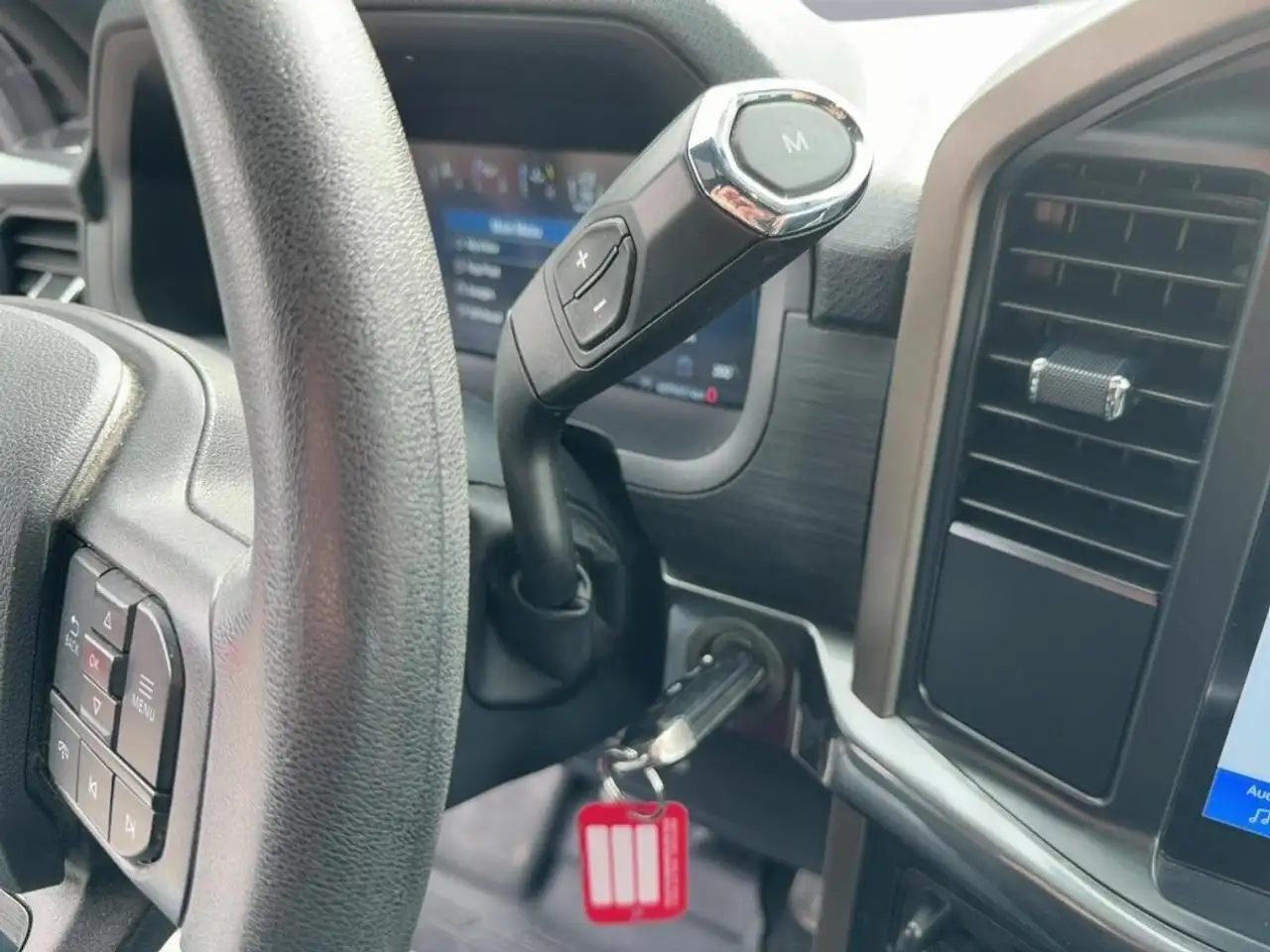 Ford F-150 - Image 25