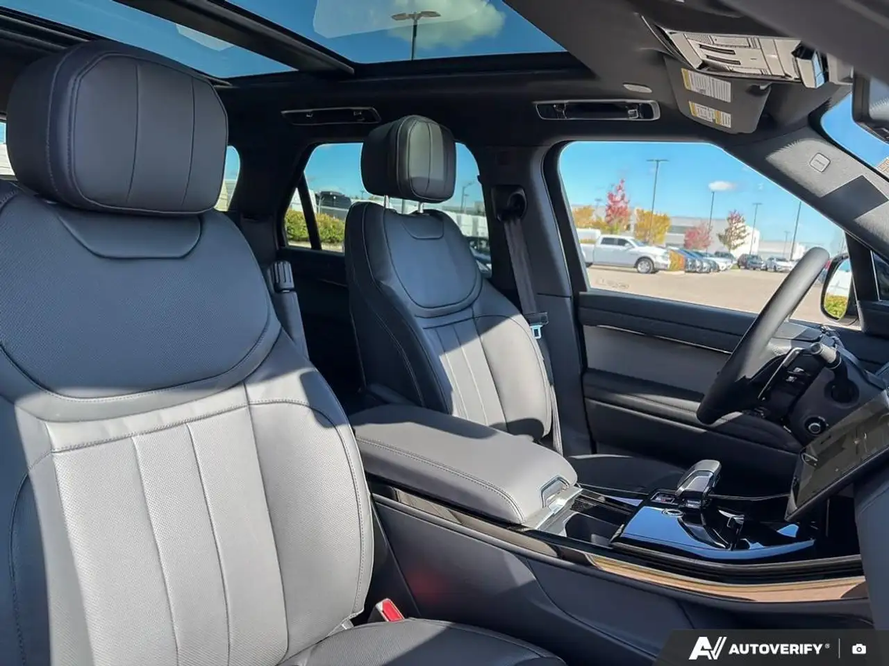 Land Rover Range Rover Sport - Image 21
