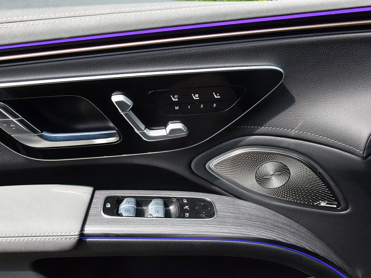 Mercedes-Benz EQS - Image 11