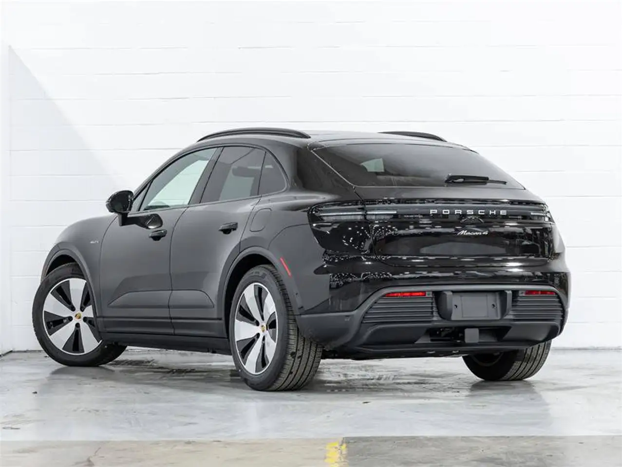 Porsche Macan - Image 3