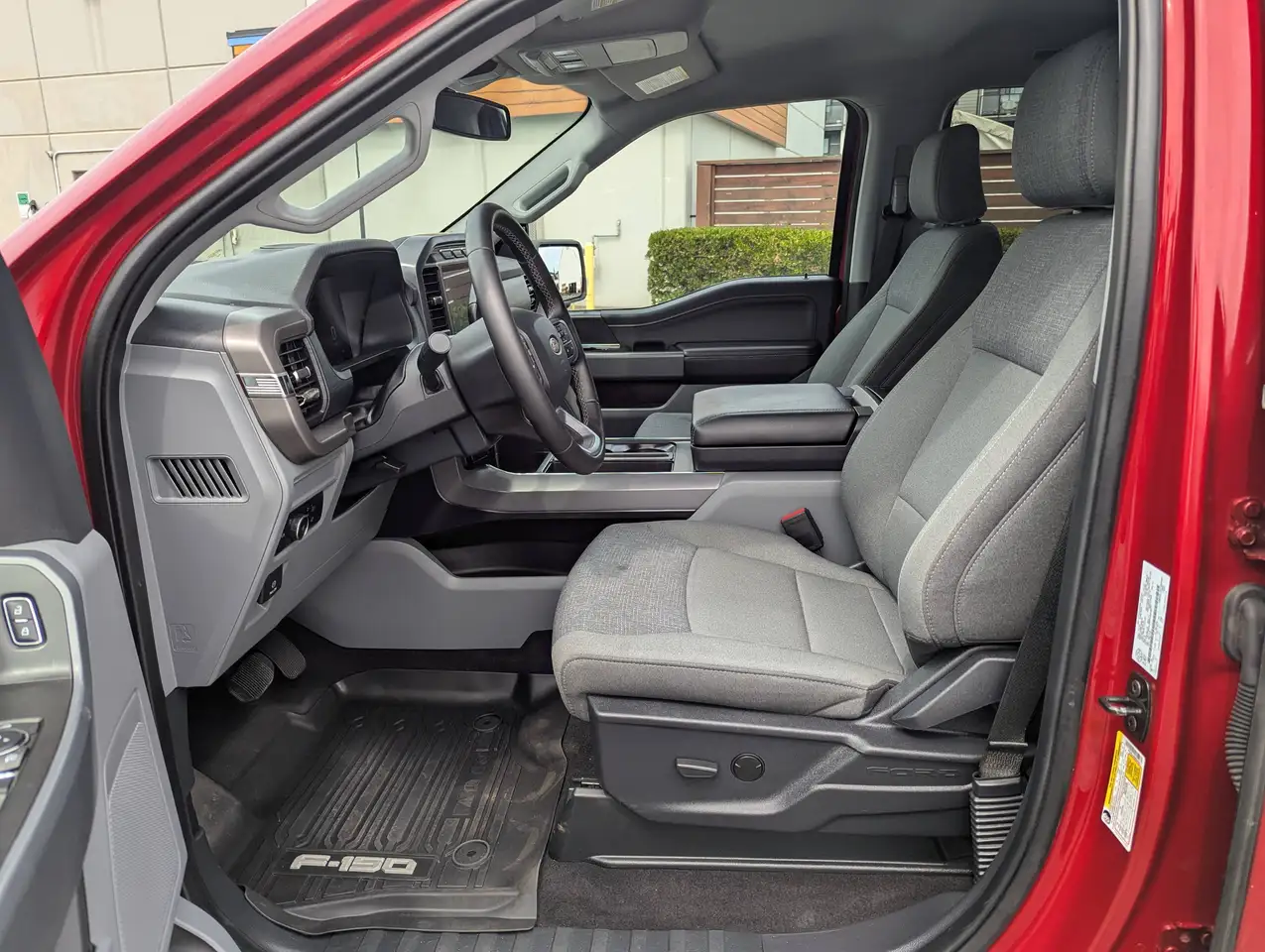 Ford F-150 - Image 13