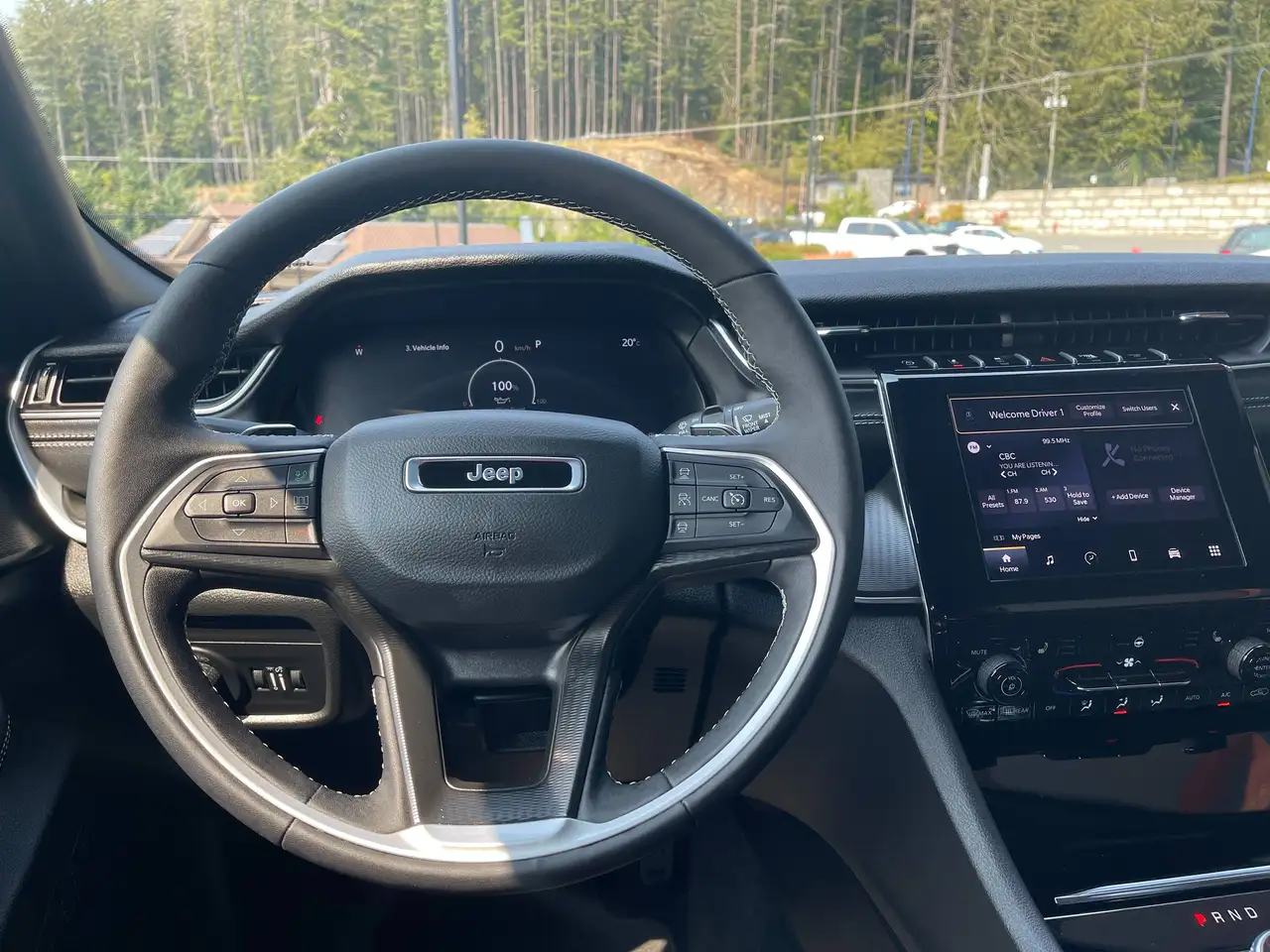 Jeep Grand Cherokee - Image 15