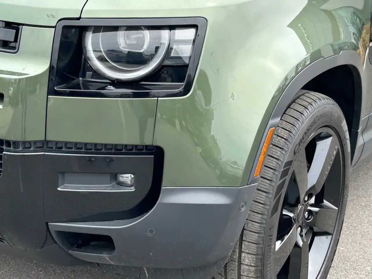 Land Rover Defender - Image 10