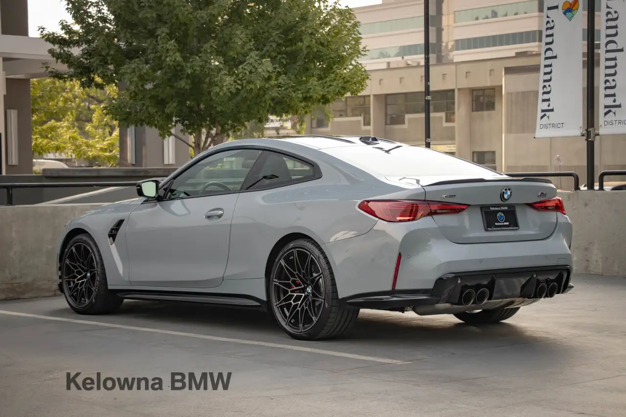 BMW M4 - Image 8