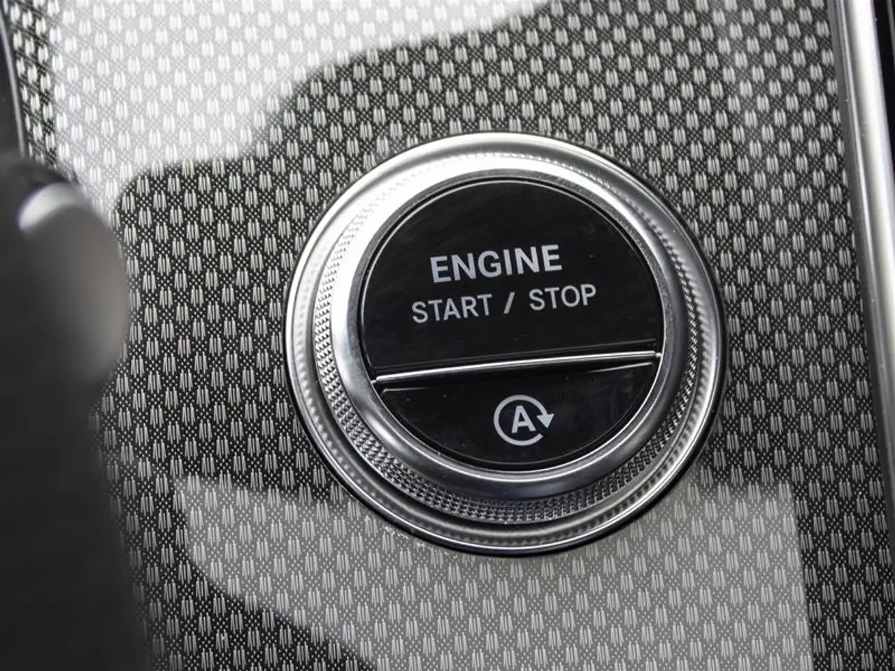 Mercedes-Benz GLC - Image 9