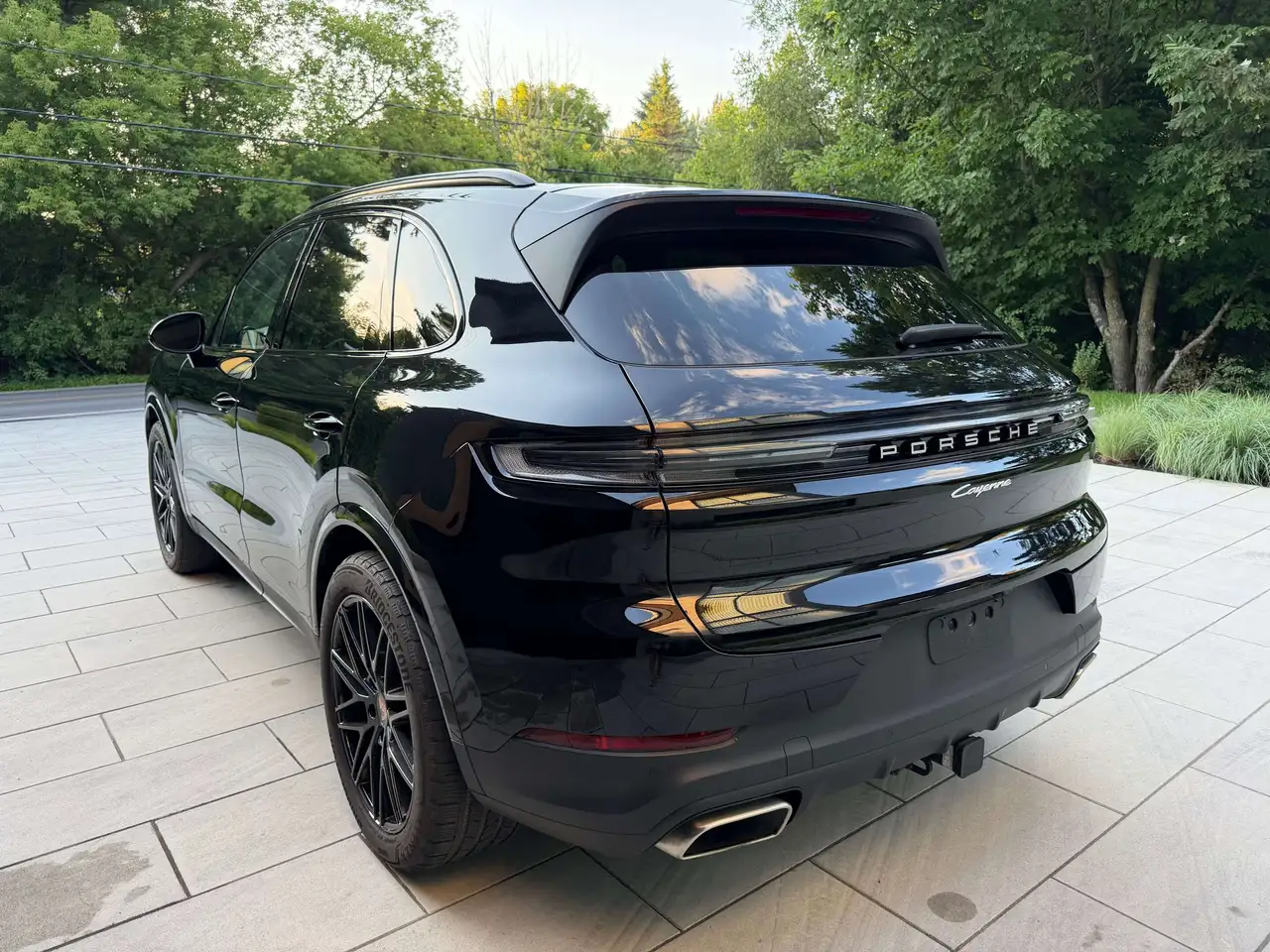 Porsche Cayenne - Image 2