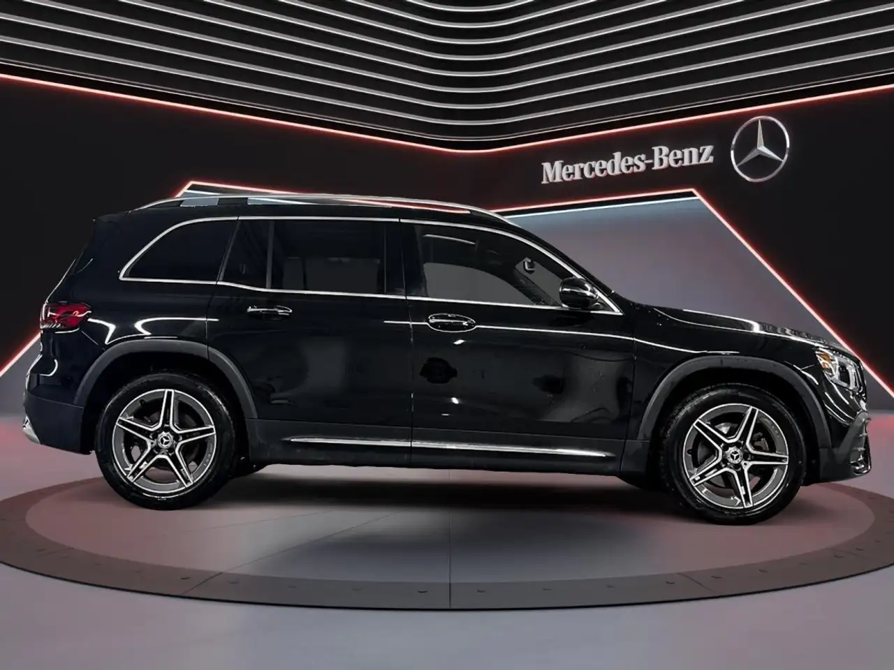Mercedes-Benz GLB - Image 6