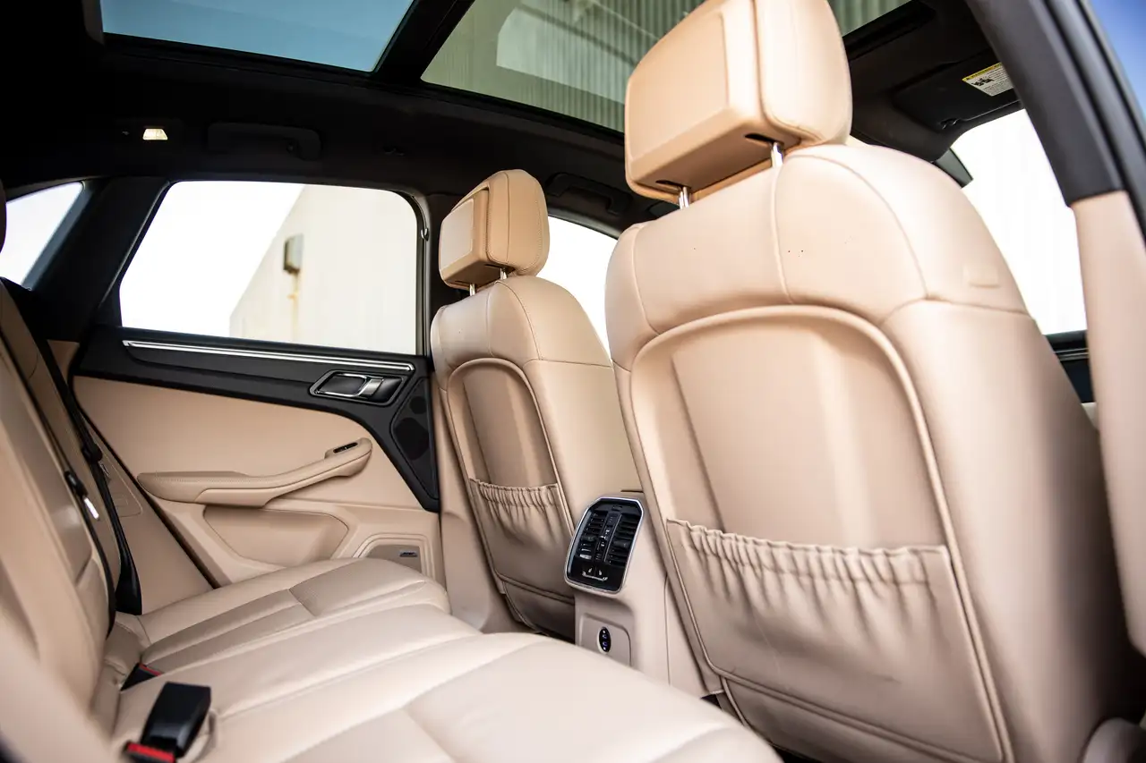 Porsche Macan - Image 39