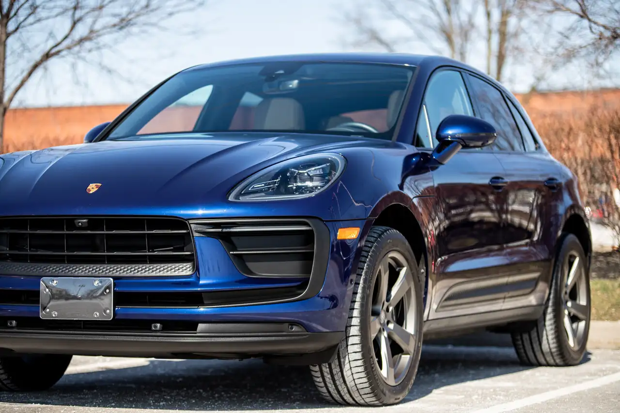 Porsche Macan - Image 11