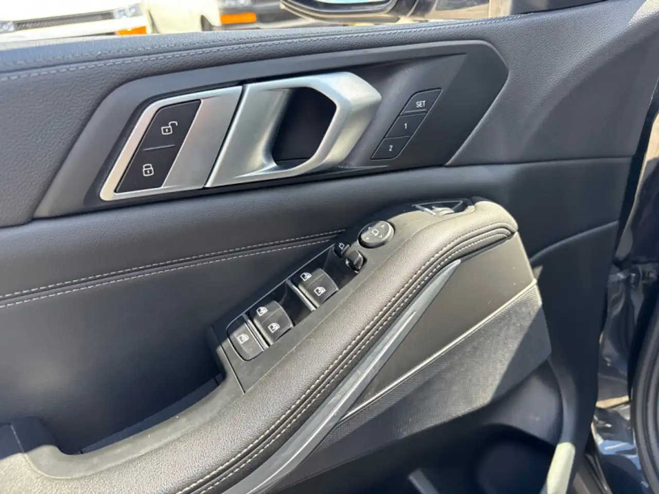BMW X5 - Image 15