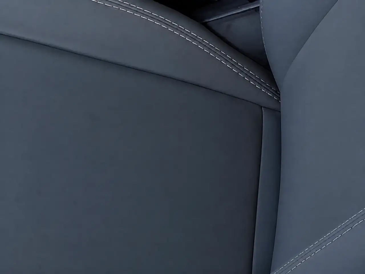 Jeep Wrangler - Image 21