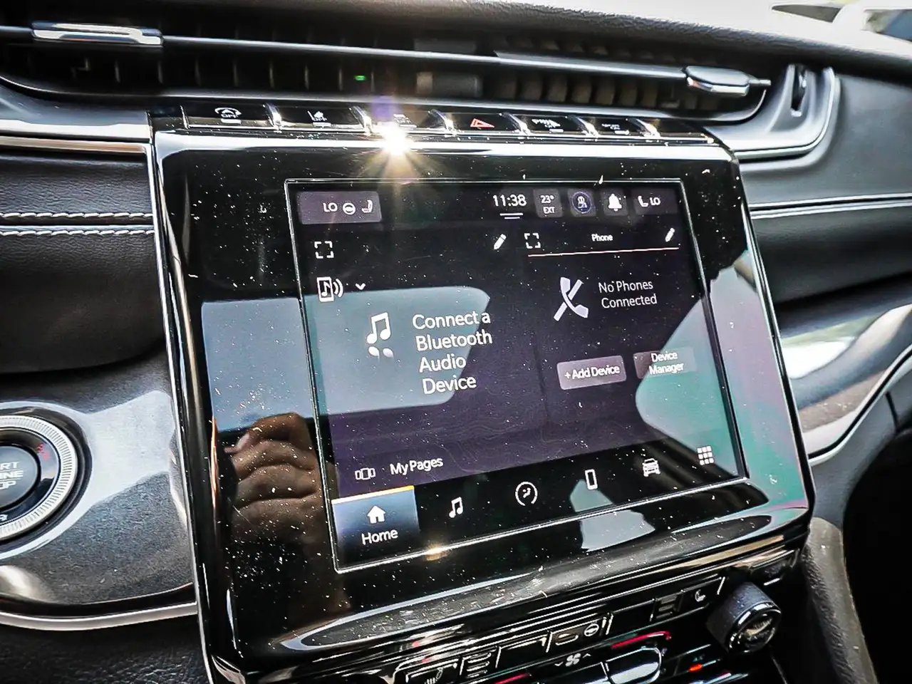 Jeep Grand Cherokee - Image 27