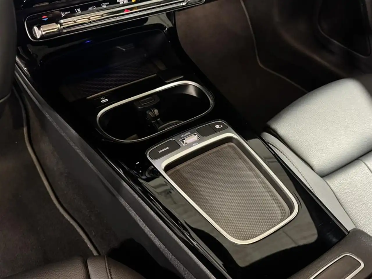 Mercedes-Benz CLA - Image 19