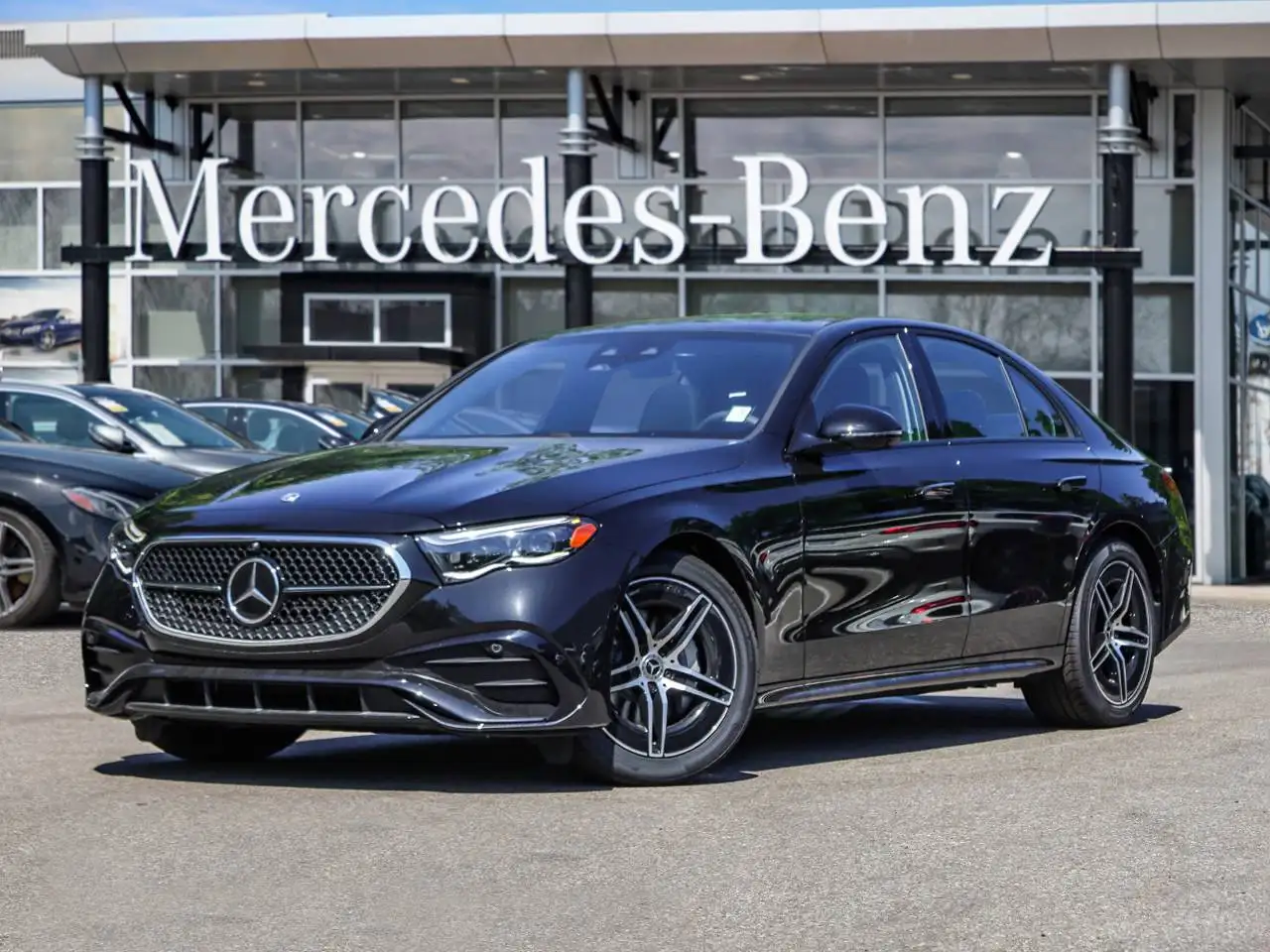 Mercedes-Benz E-Class - Image 27