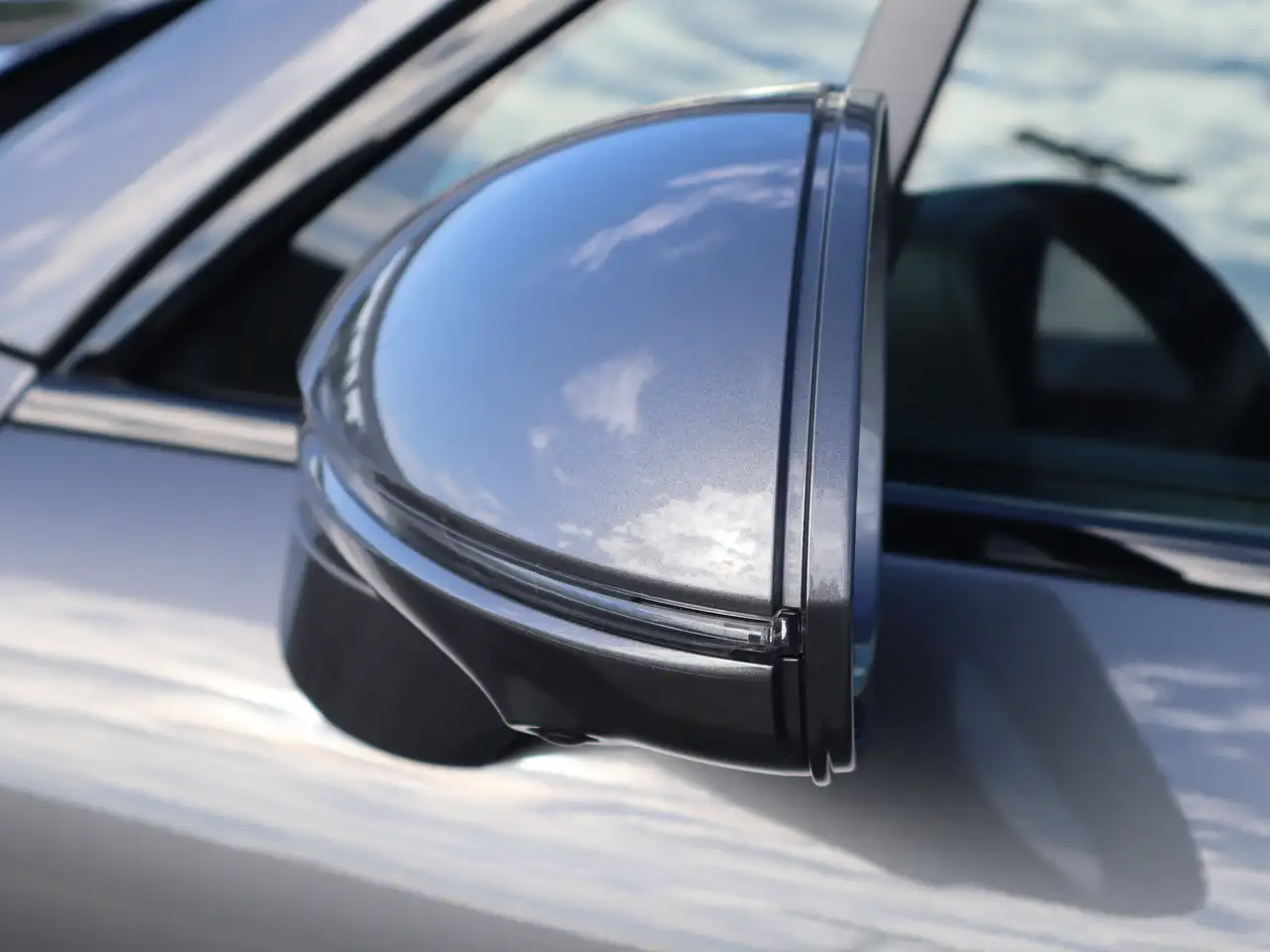 Porsche Cayenne - Image 21