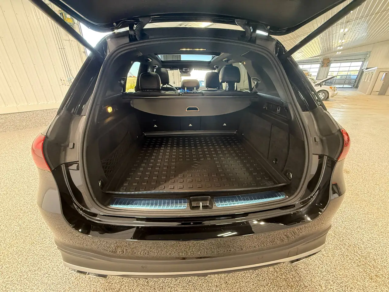 Mercedes-Benz GLE - Image 8