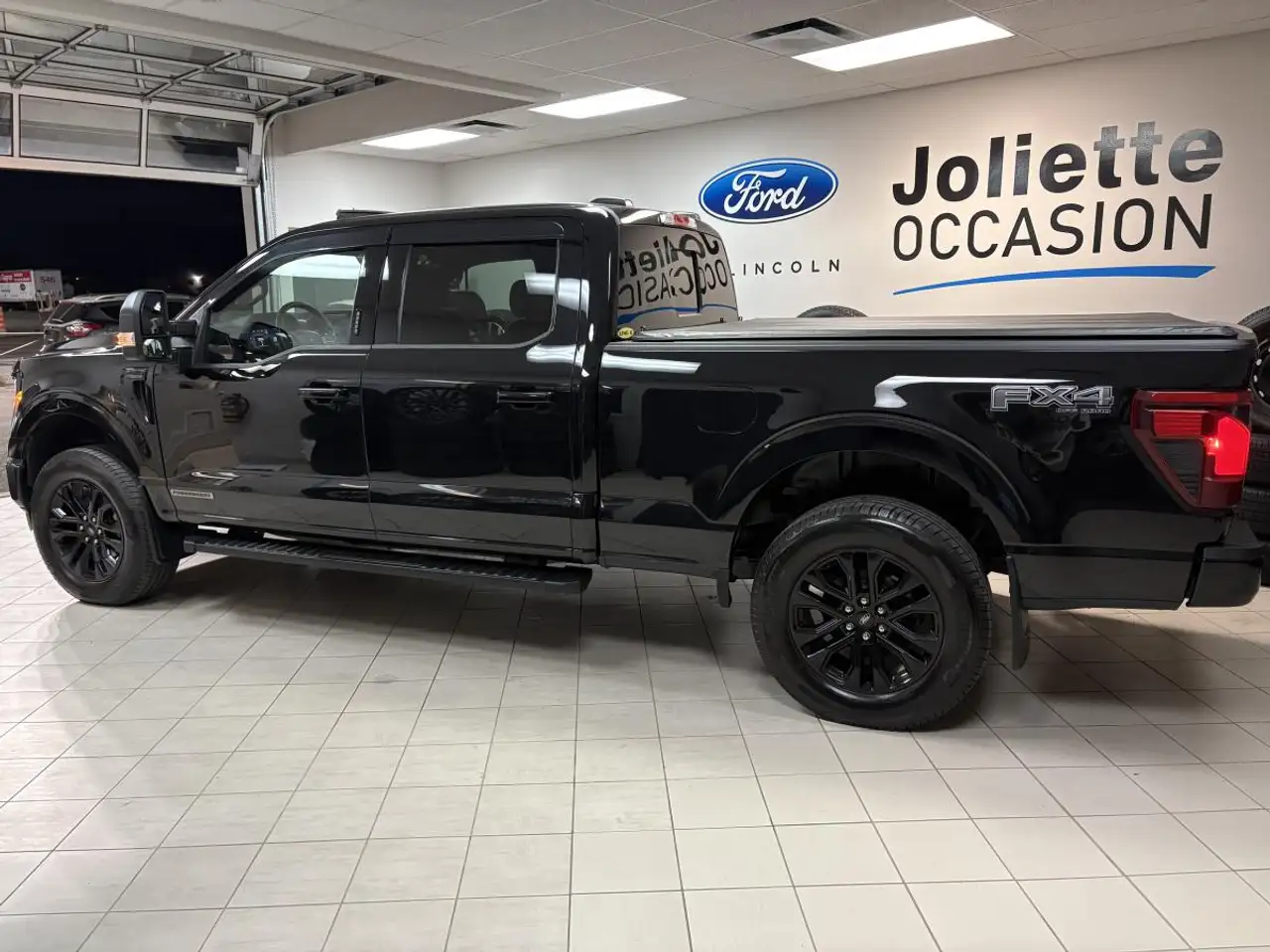 Ford F-150 - Image 2