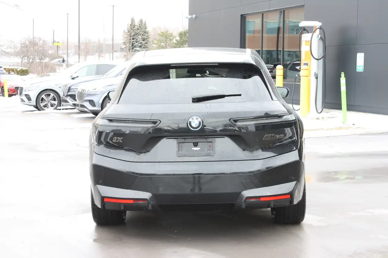 BMW iX - Image 5