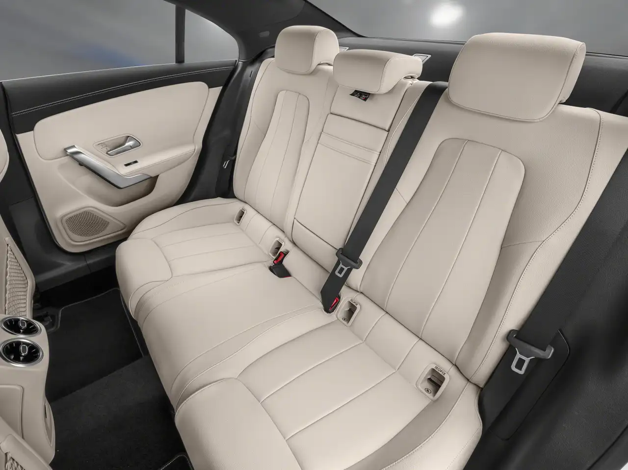 Mercedes-Benz CLA - Image 9