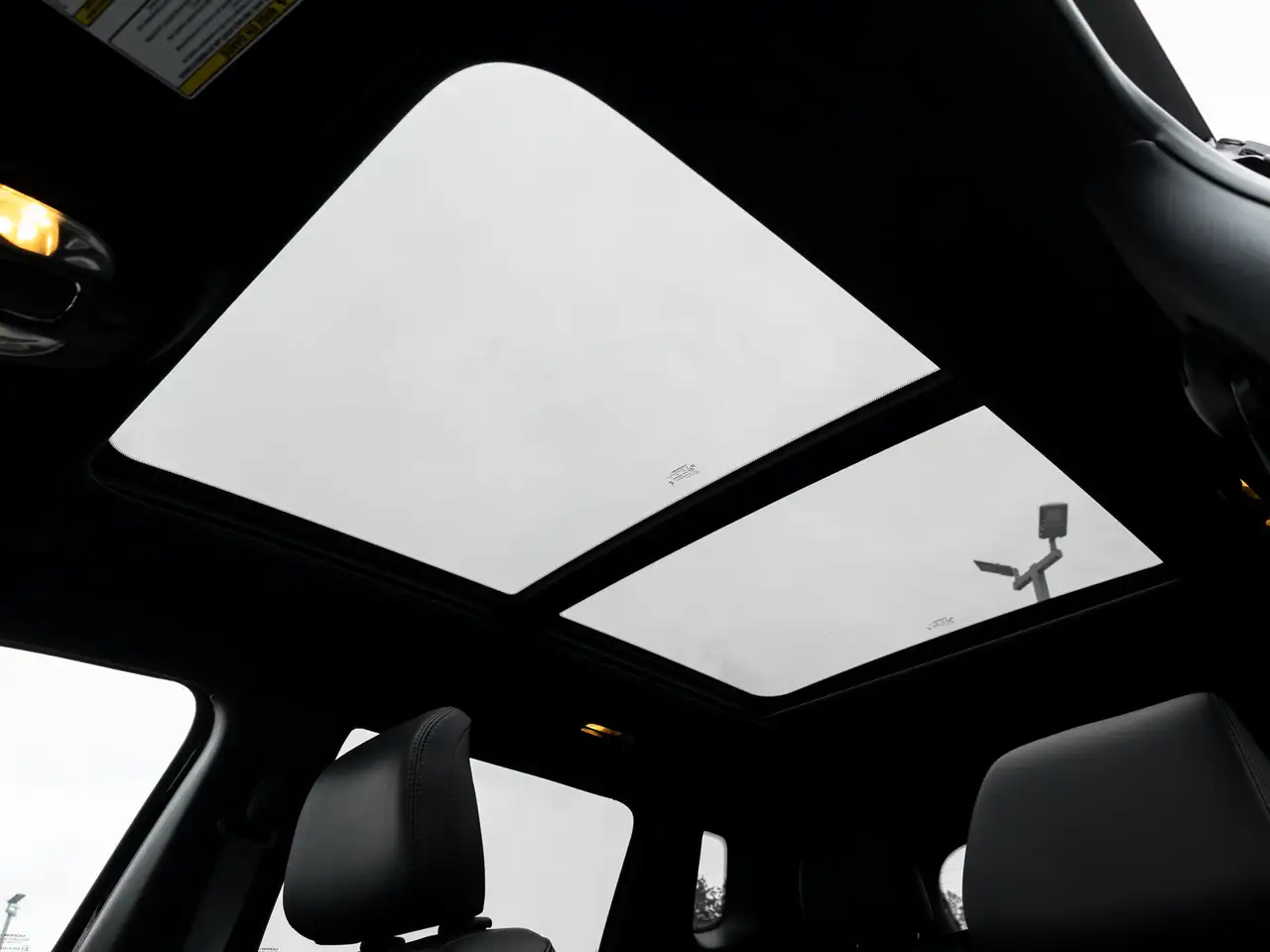 Jeep Compass - Image 21