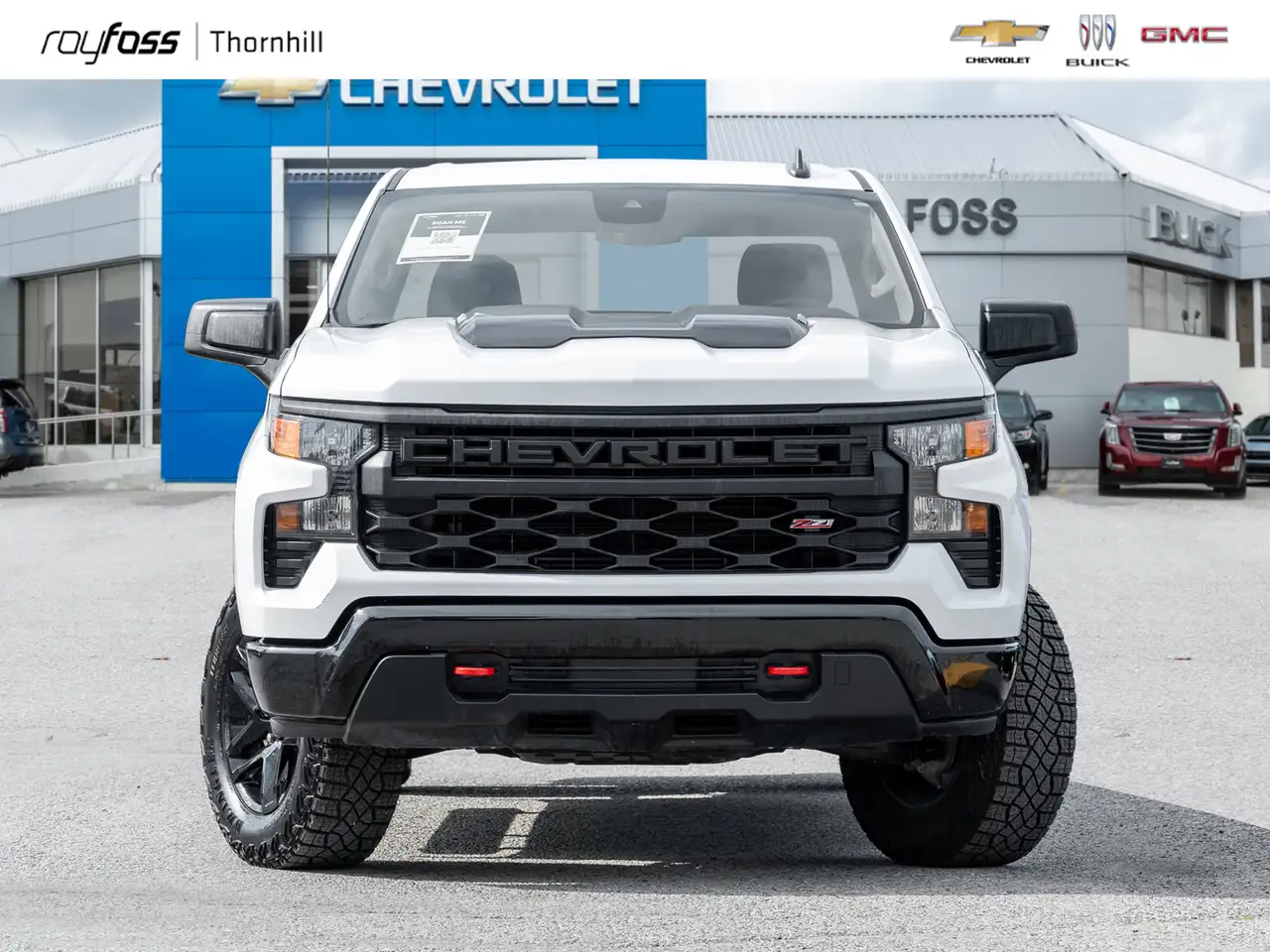 Chevrolet Silverado 1500 - Image 2