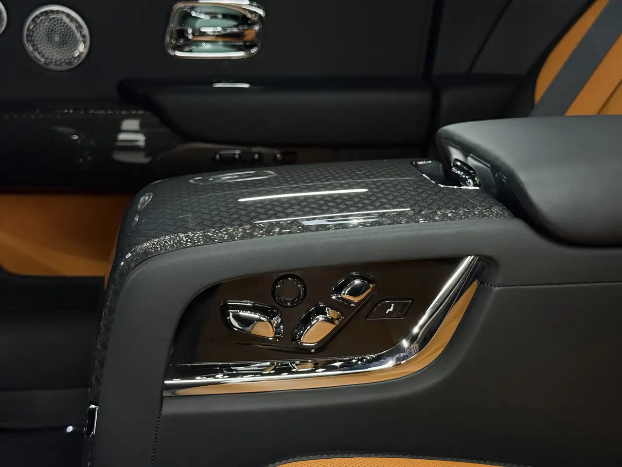 Rolls-Royce Cullinan - Image 21