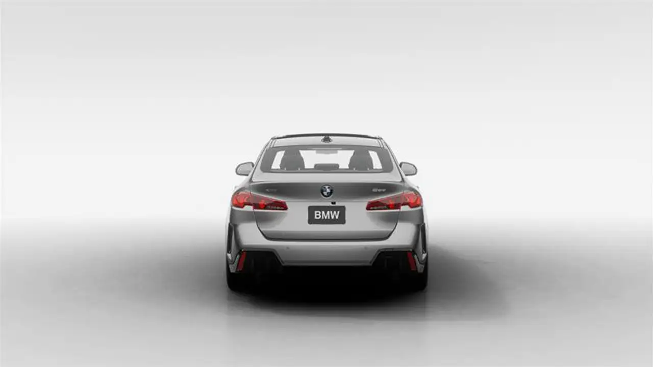 BMW 2 Series - Image 5