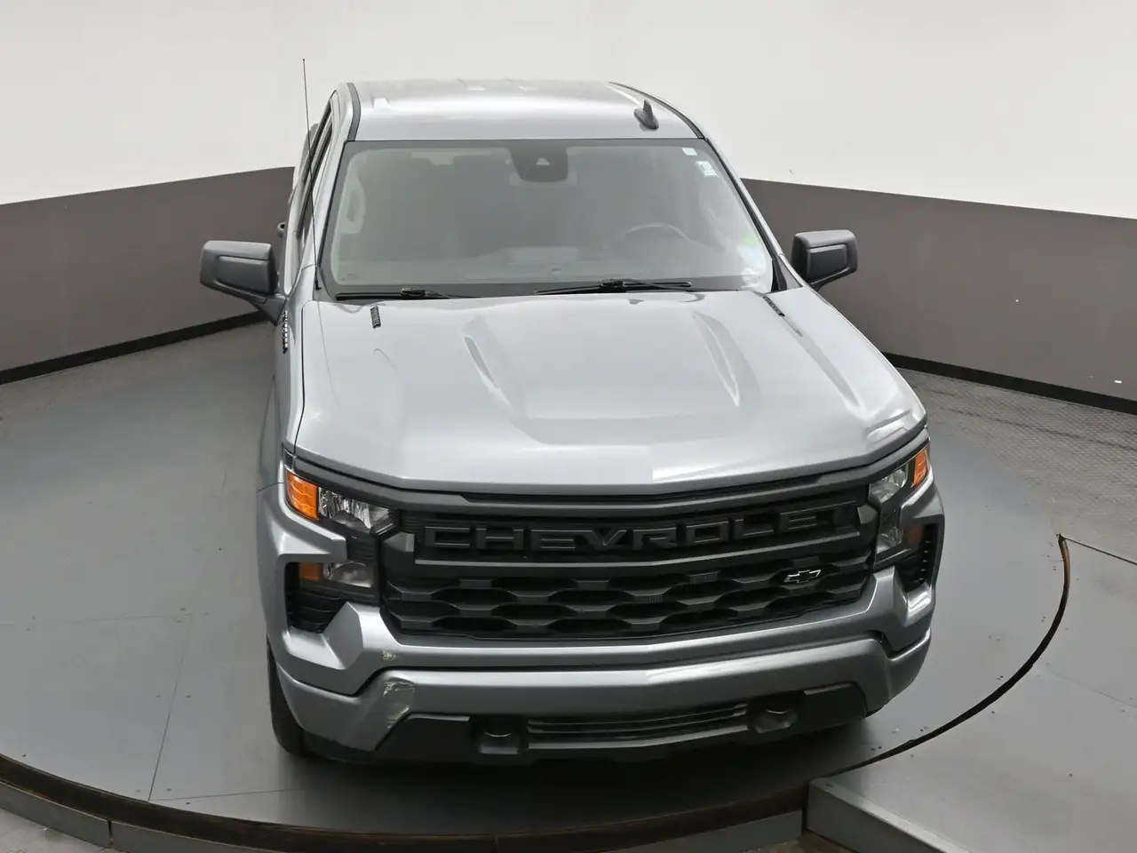 Chevrolet Silverado 1500 - Image 46
