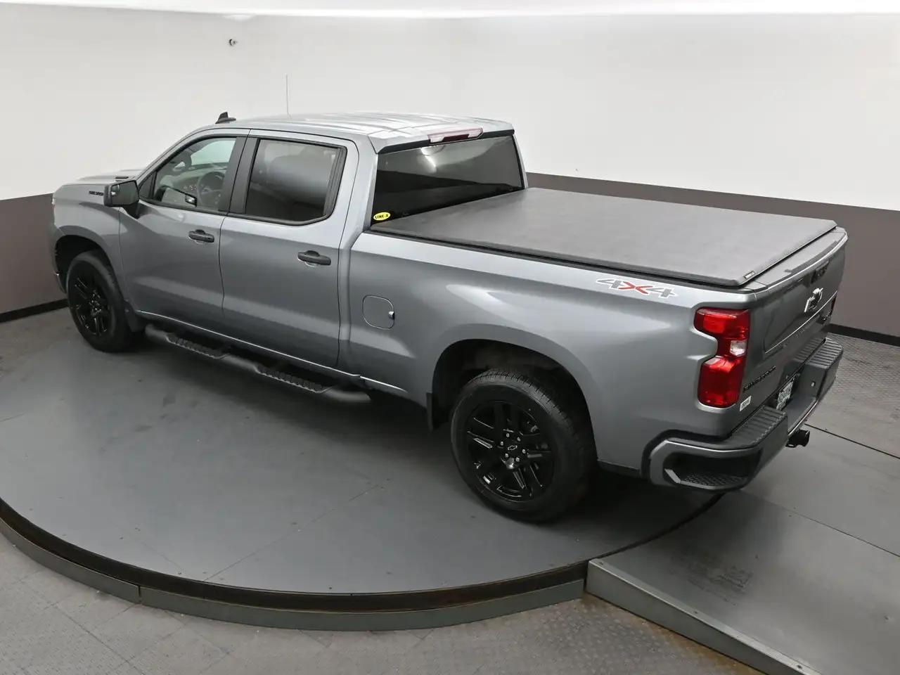 Chevrolet Silverado 1500 - Image 49