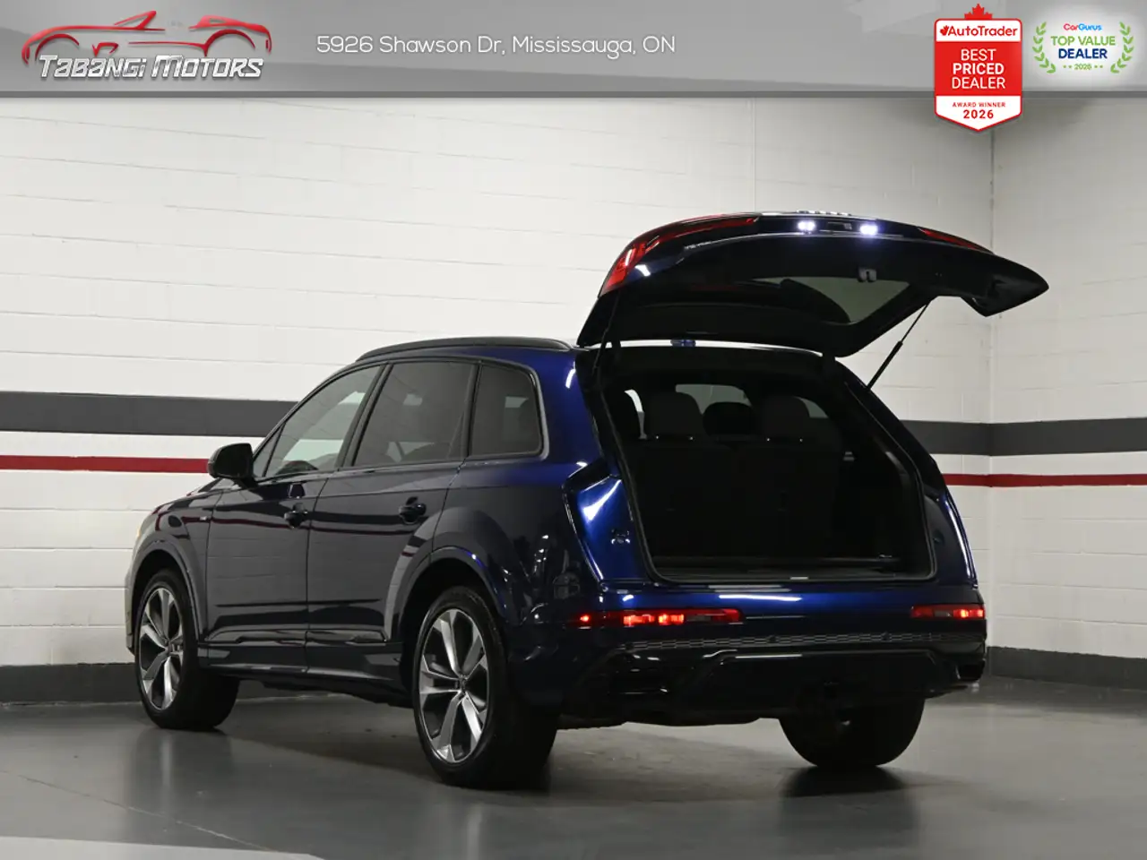 Audi Q7 - Image 8