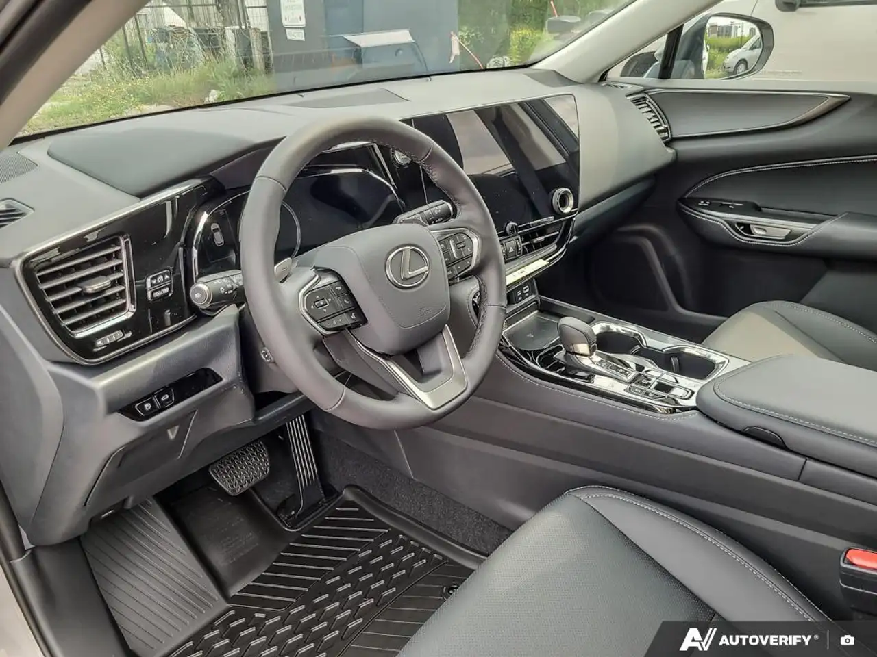 Lexus NX - Image 14