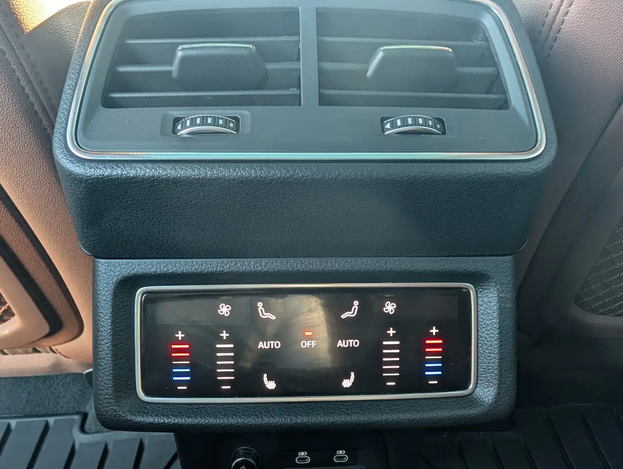 Audi e-tron - Image 11