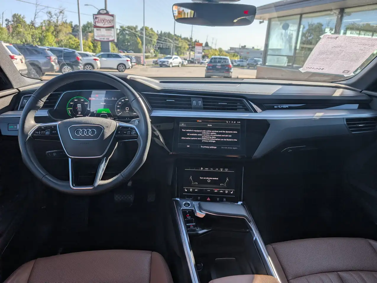 Audi e-tron - Image 12
