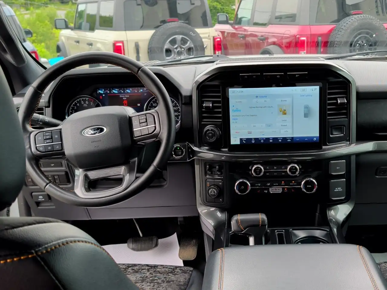 Ford F-150 - Image 12