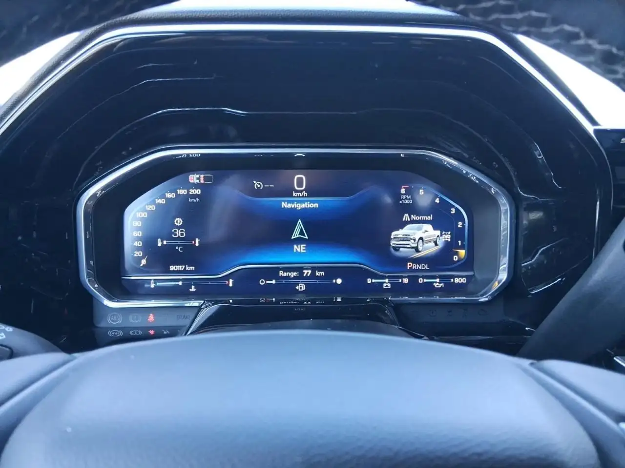Chevrolet Silverado 1500 - Image 13