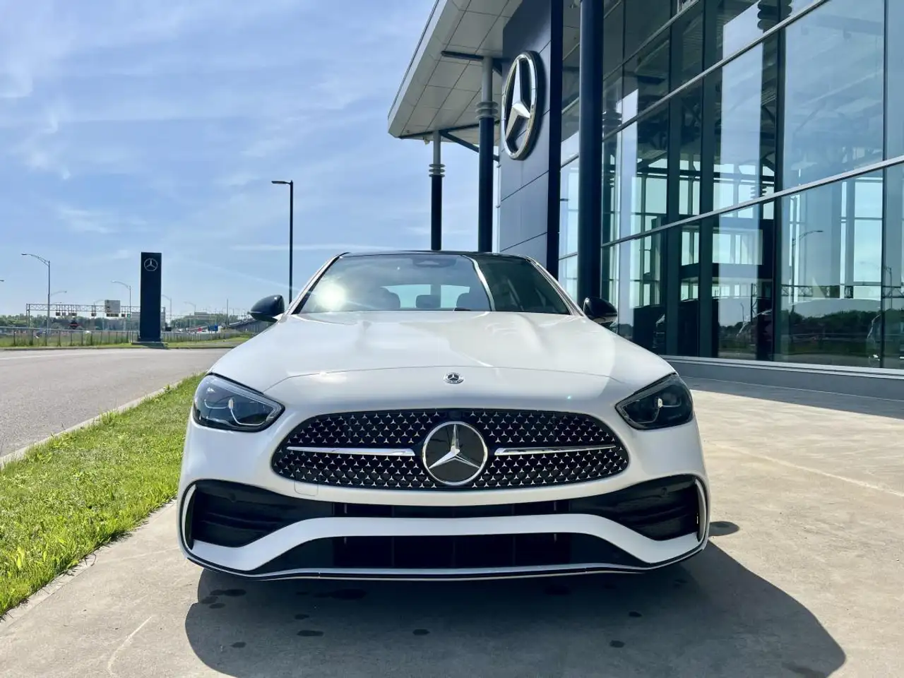 Mercedes-Benz C-Class - Image 2