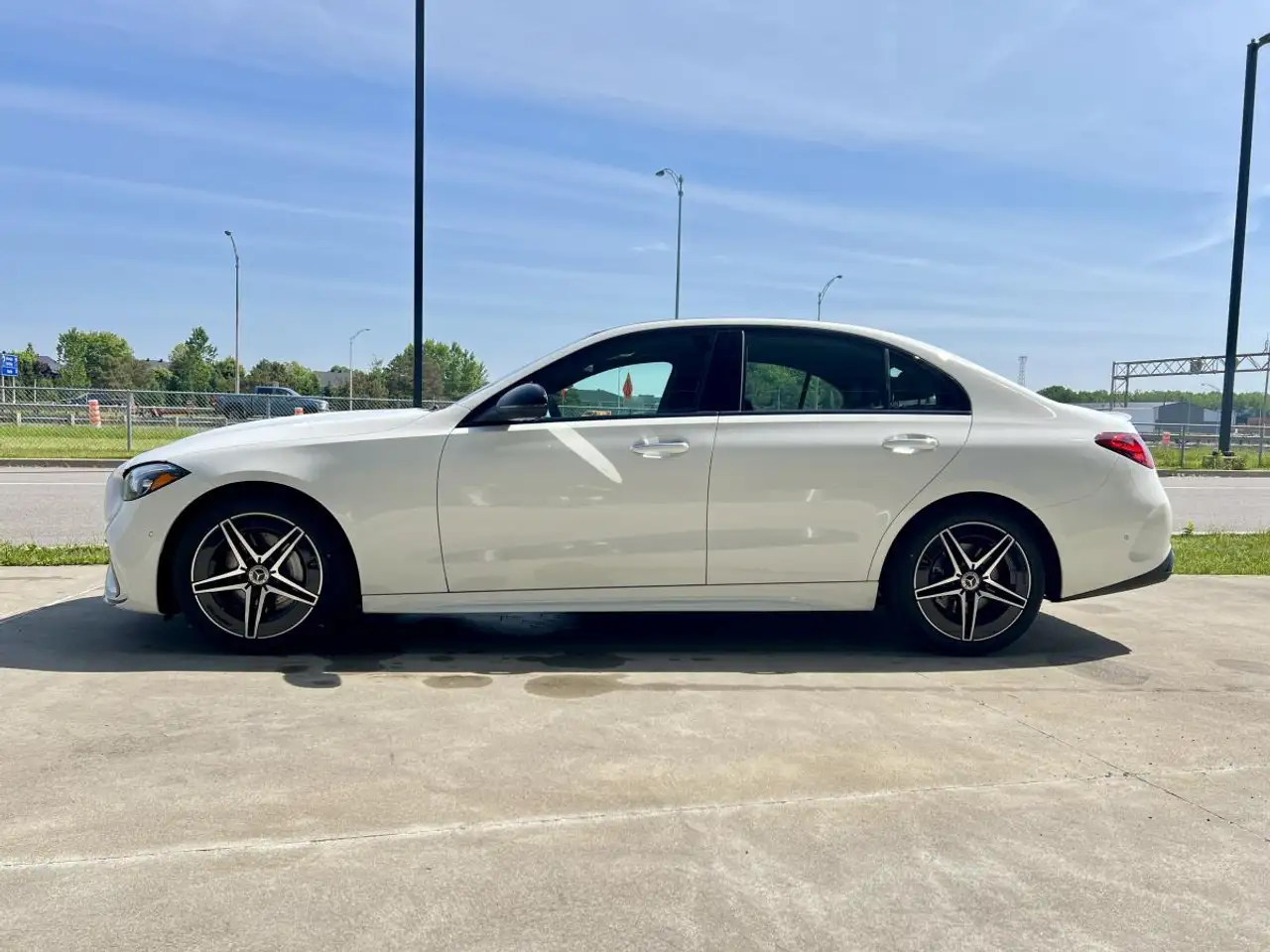Mercedes-Benz C-Class - Image 4