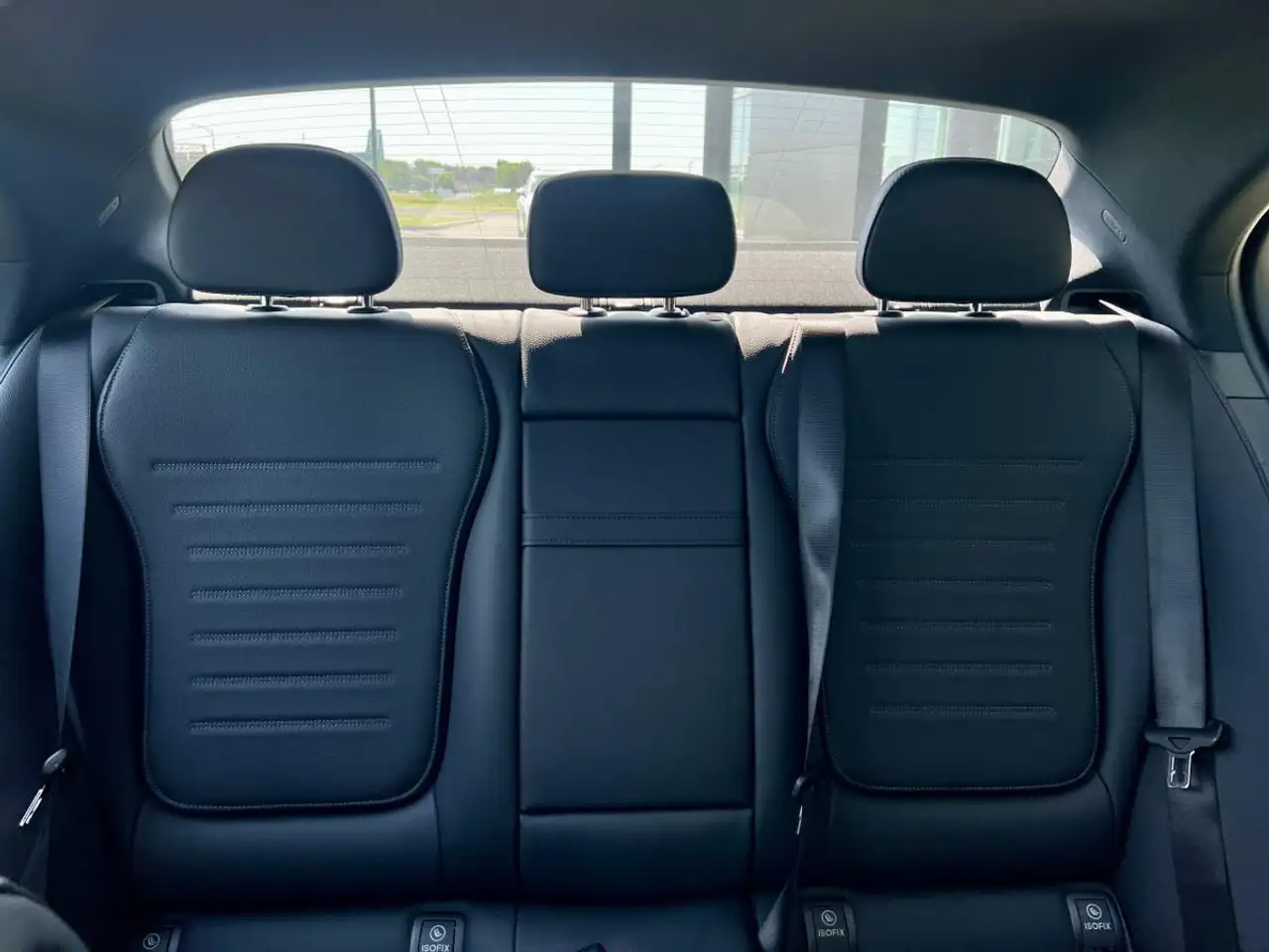 Mercedes-Benz C-Class - Image 16