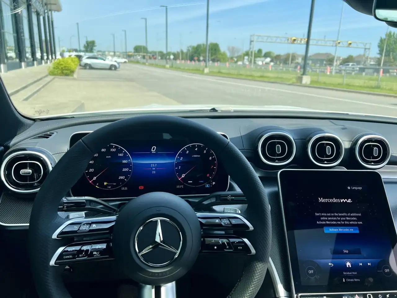 Mercedes-Benz C-Class - Image 19