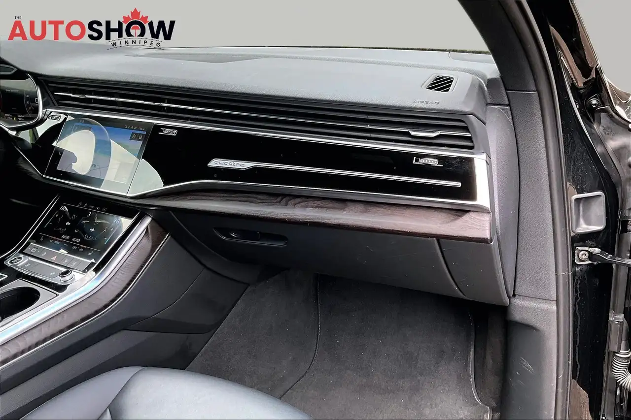 Audi Q7 - Image 17