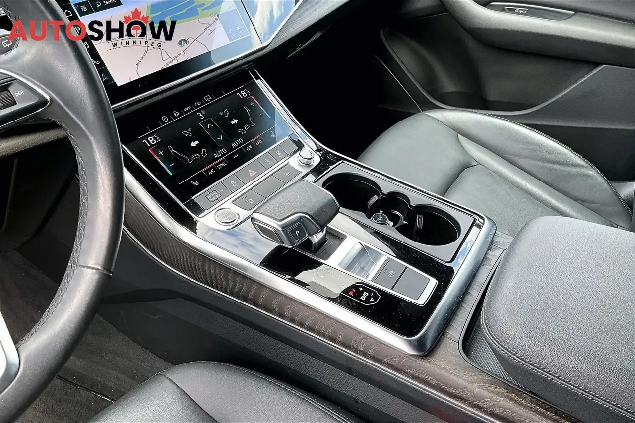 Audi Q7 - Image 14