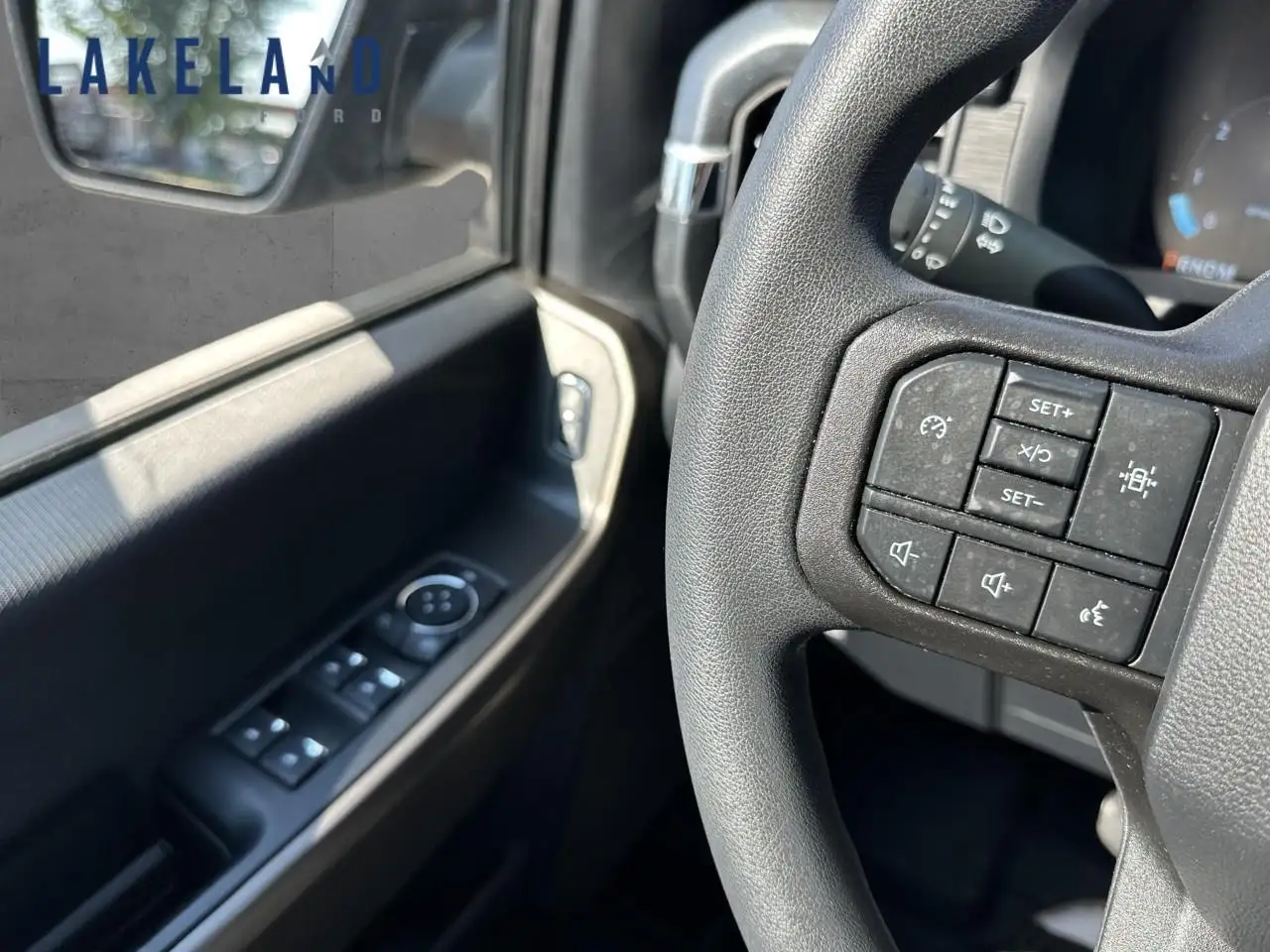 Ford F-150 - Image 18