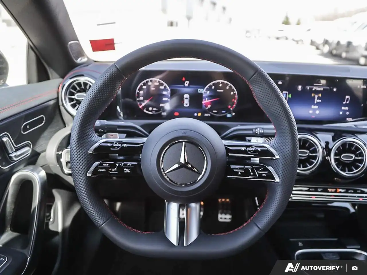 Mercedes-Benz CLA - Image 14