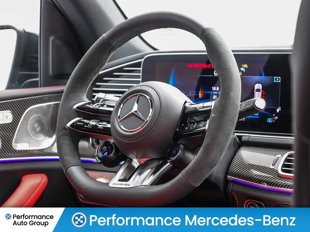 Mercedes-Benz GLE - Image 17