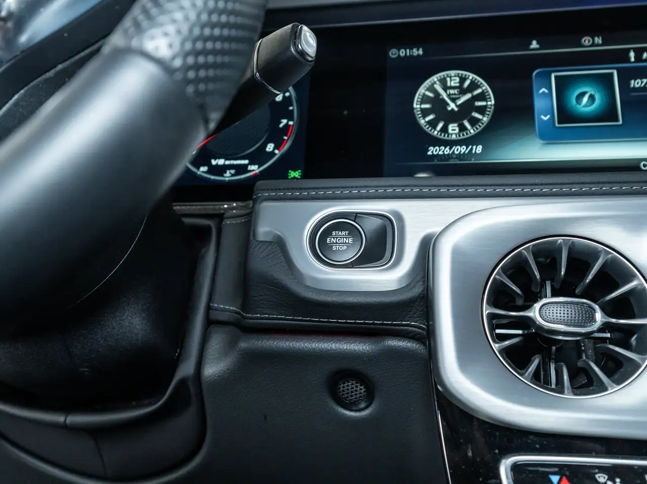 Mercedes-Benz G-Class - Image 32