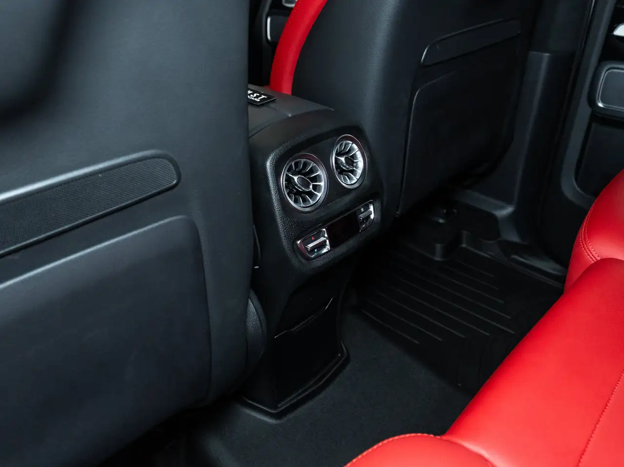 Mercedes-Benz G-Class - Image 43
