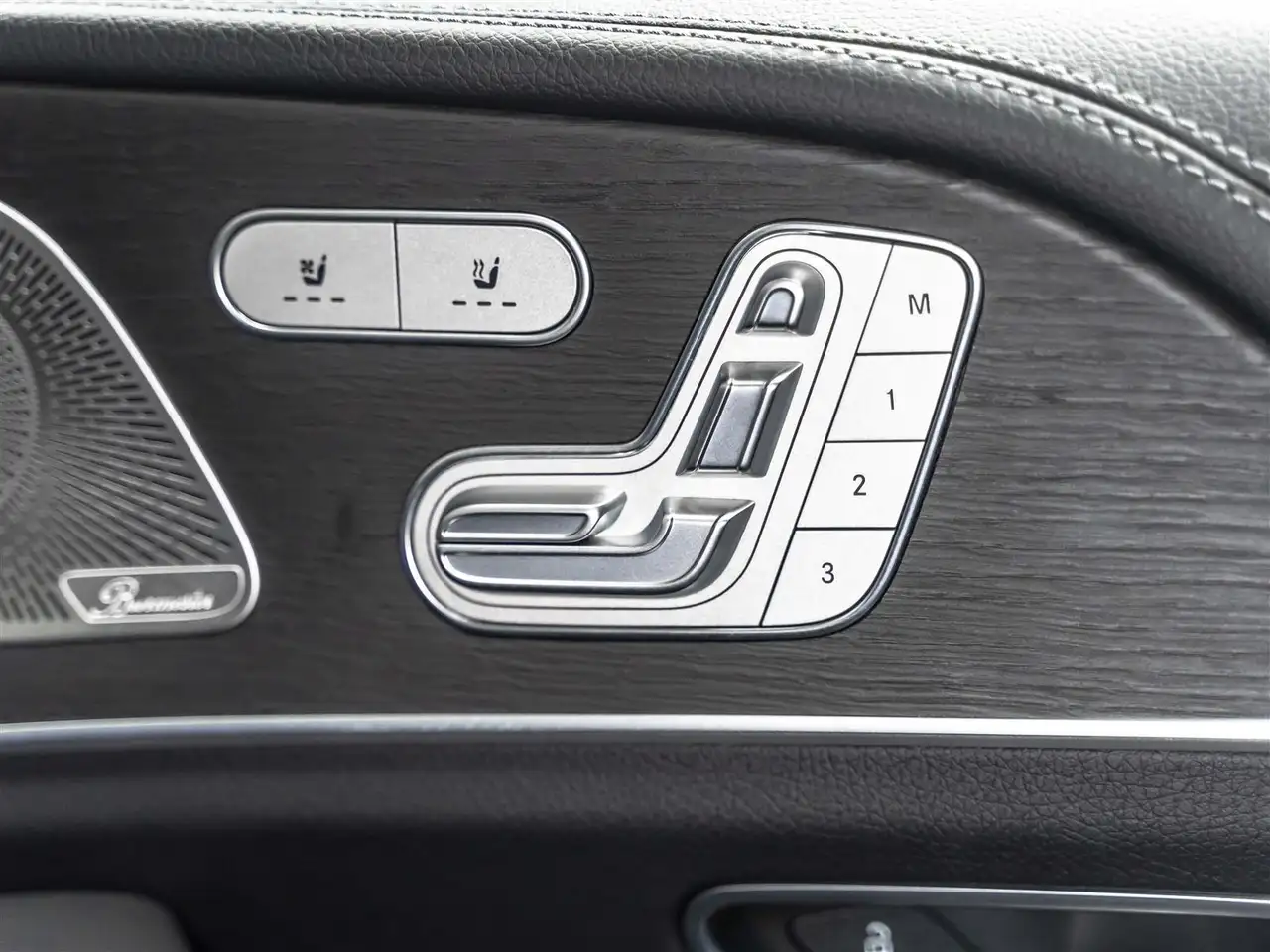 Mercedes-Benz GLE - Image 25