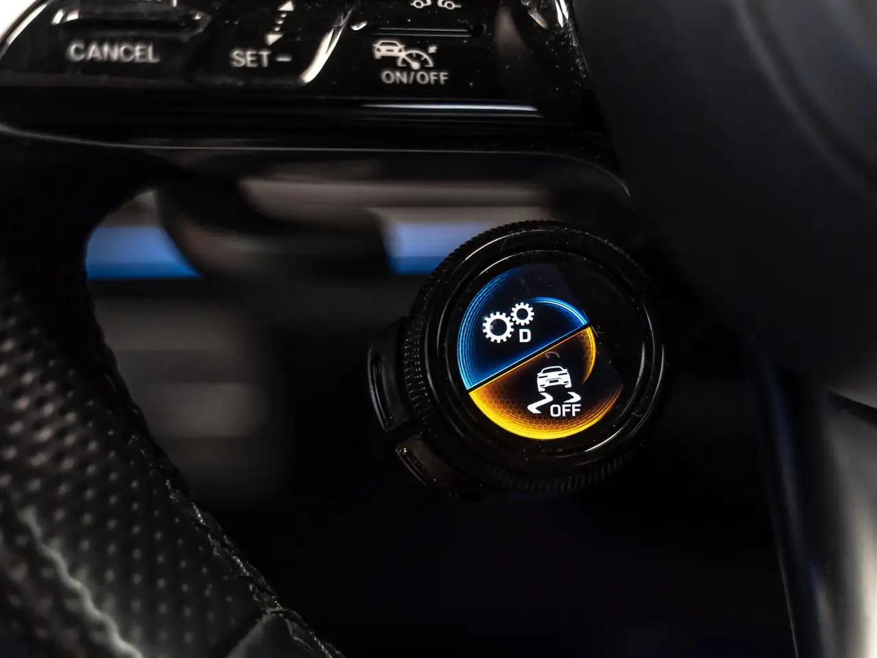 Mercedes-Benz GLE - Image 23
