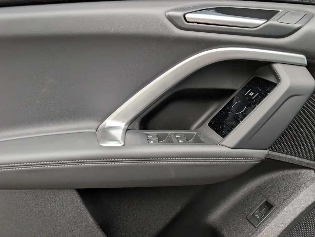 Audi Q5 - Image 8